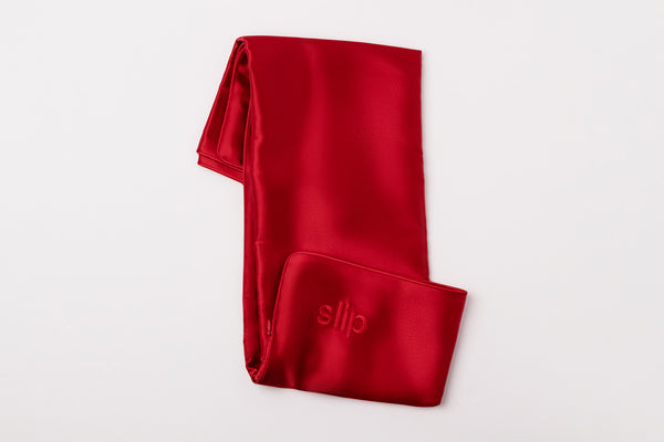 Scarlet Queen Zippered Pillowcase